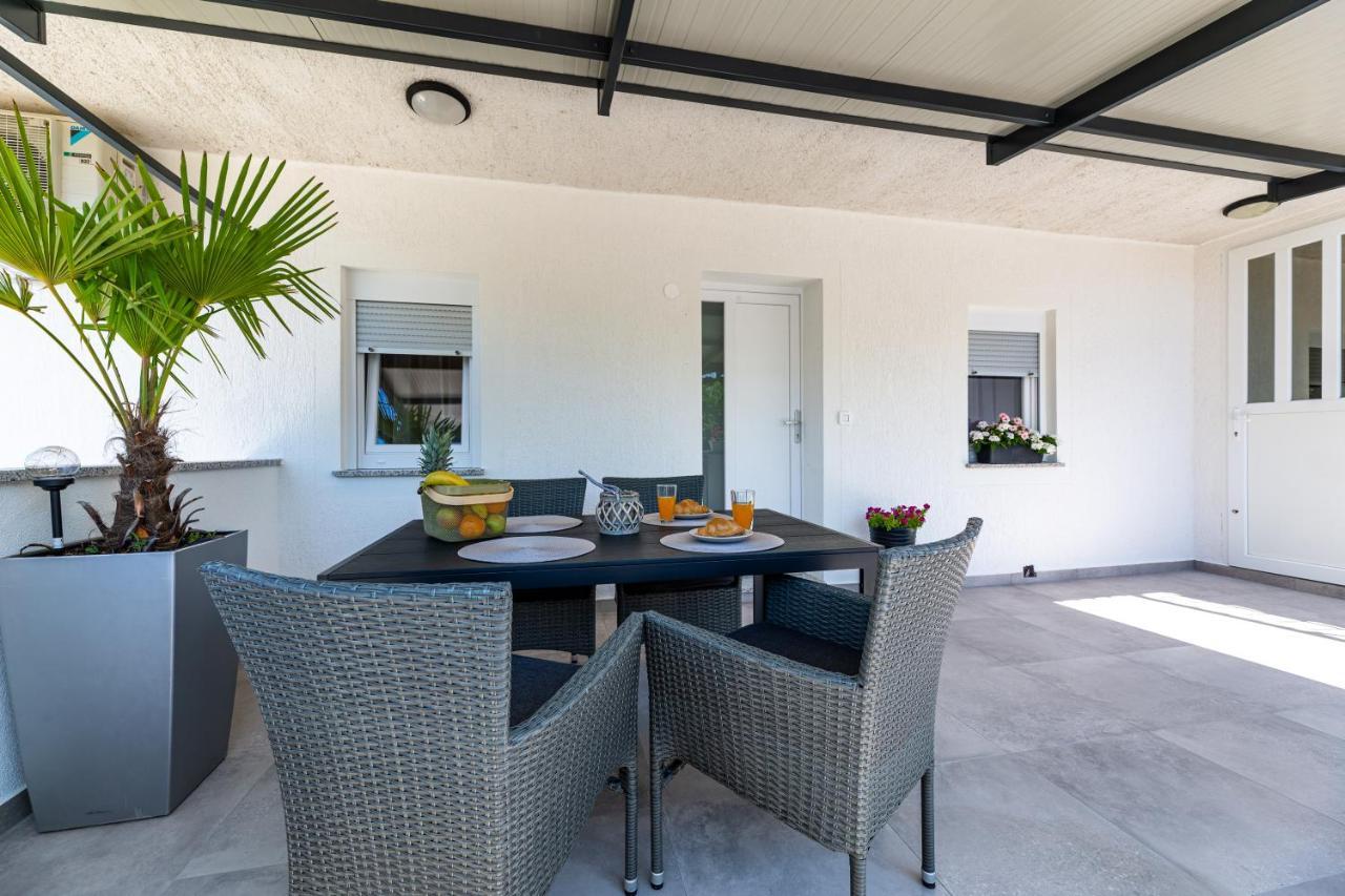 Apartment Miko Sveti Ivan Dobrinjski Ngoại thất bức ảnh